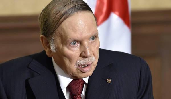 Situation inédite dans l'histoire : Bouteflika ne s'adresse plus aux Algériens.