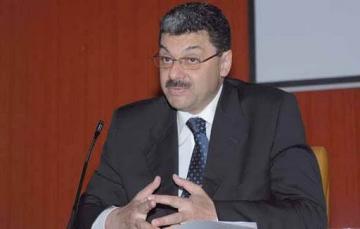 Karim Djoudi dégrafe à tout-va le chéquier de l'Etat !