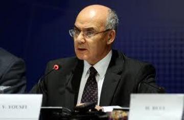 Youcef Yousfi entend exploiter le gaz de schiste. Youcef Yousfi entend exploiter le gaz de schiste.