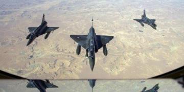 L'aviation française a abondamment pilonné les massifs d'Adrar Ifoghas et tout le nord du Mali. L'aviation française a abondamment pilonné les massifs d'Adrar Ifoghas et tout le nord du Mali.