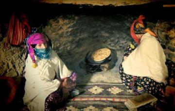 Les femmes chaouies : les gardiennes du feu sacré de la culture et des traditions.