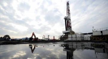 Contrairement aux déclarations d'Abdelmalek Sellal, l'exploitation du gaz de schiste cuase d'énormes dégâts écologiques. Contrairement aux déclarations d'Abdelmalek Sellal, l'exploitation du gaz de schiste cuase d'énormes dégâts écologiques.