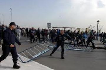 Les gardes communaux empêchés de manifester à Alger