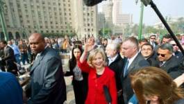 Hillary Clinton sur la place Tahrir au Caire