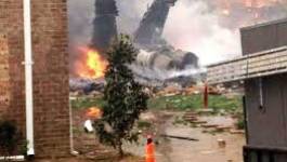 Etats-Unis: un FA/18 s'écrase sur une zone résidentielle