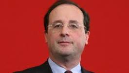 Message au candidat de gauche : éloignez votre main des machiavels algériens, M. Hollande ! Par Mohamed Benchicou