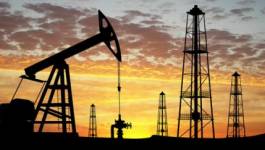 Le pétrole monte sur des espoirs concernant à la fois l'offre et la demande