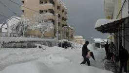 Neige : plusieurs routes coupées à la circulation à Tizi-Ouzou et Bouira