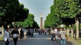 Tunis : un jeune homme s'immole par le feu sur l'avenue Bourguiba