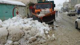 Les Aurès : coupures d'électricité et circulation perturbée à cause de la neige