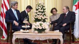 John Kerry accusé de soutenir le président candidat Bouteflika
