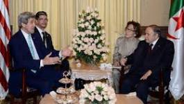 Décodage de ce qu'a glissé Bouteflika à John Kerry (vidéo)