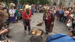 Faut-il forcer le Canada à respecter les populations autochtones ?