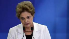 La présidente Dilma Rousseff écartée officiellement du pouvoir au Brésil