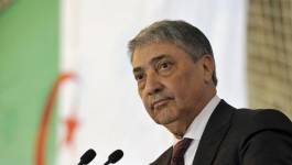 Ali Benflis appelle à un "plan global de règlement de la crise de régime"