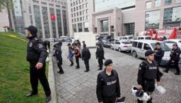 12.000 policiers renvoyés suite à l'enquête sur le putsch raté en Turquie