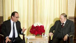 Quand François Hollande montre la voie aux présidents algériens