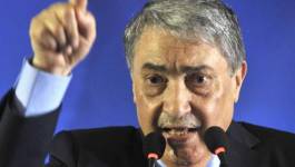 Ali Benflis appelle au boycott et affirme que le pouvoir ne cherche que sa survie