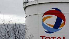 Total revient en force en Algérie et renoue avec la fracturation hydraulique