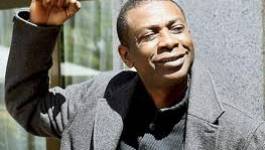 Sénégal: Youssou Ndour a déposé sa candidature à la présidentielle