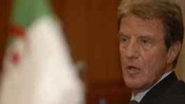 Algérie : Kouchner veut dissuader les firmes françaises de quitter le pays