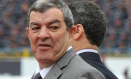 La JS Kabylie engage Kamel Mouassa comme nouvel entraîneur