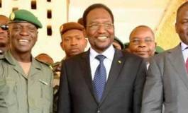 Mali : le président Traoré menace les Touareg et salafistes de guerre totale