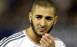 Le footballeur Karim Benzema reste en garde à vue dans l'affaire Valbuena