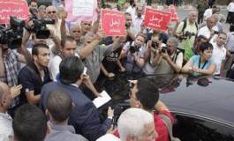 Abdelaziz Belkhadem accentue son isolement