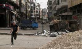 Syrie: des hélicoptères mitraillent des quartiers de Damas-centre