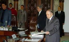 Les ministres de Bouteflika : des milliards pour colmater les brèches...