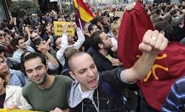 Espagne : la police tire des balles en caoutchouc sur des manifestants