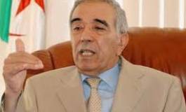 Ould Kablia promet la fin du commerce informel avant le ramadan