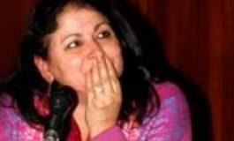 Rénia Aoudène au centre de documentation des droits de l'homme à Bejaïa