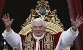 Le pape Benoît XVI démissionne de son pontificat