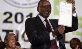 Kenya: l'élection de Kenyatta validée, Odinga reconnaît sa défaite