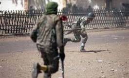 Mali : 7 morts dans attentat suicide et des combats à Tombouctou