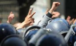 Par-delà la contestation