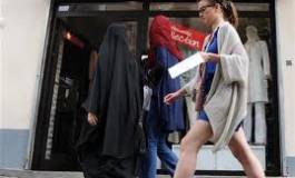 78 % des Français contre le voile à l'université