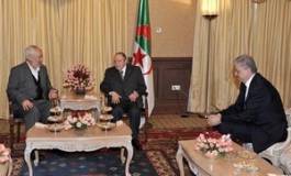 Le Président Bouteflika reçoit Ghannouchi, le chef d’Ennahda tunisien
