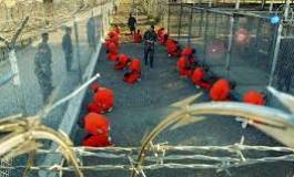 Deux prisonniers algériens de Guantanamo expulsés vers l'Algérie