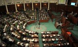 Tunisie : la constitution adoptée et un nouveau gouvernement en place