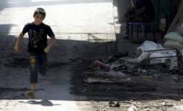 Syrie: des barils d'explosifs largués par le régime font 85 morts à Alep