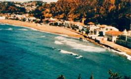 Abdelmalek Sellal interpelé sur le trafic de sable à Beni Saf