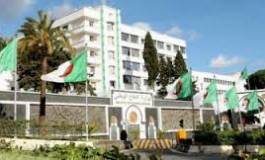 Trois terroristes abattus à l'ouest de Biskra, annonce la Défense