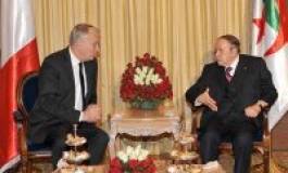 Le président Bouteflika reçoit Jean-Marc Ayrault, Premier ministre français