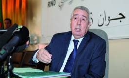 Abdelkader Bensalah plébiscité à la tête du RND