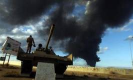 Un attentat contre le parlement et raid aérien sur un terminal pétrolier libyen