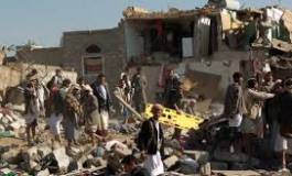 L’aviation arabe bombarde Sanaa, la capitale du Yémen