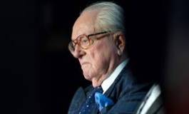 France: le leader historique Jean-Marie Le Pen suspendu du Front national